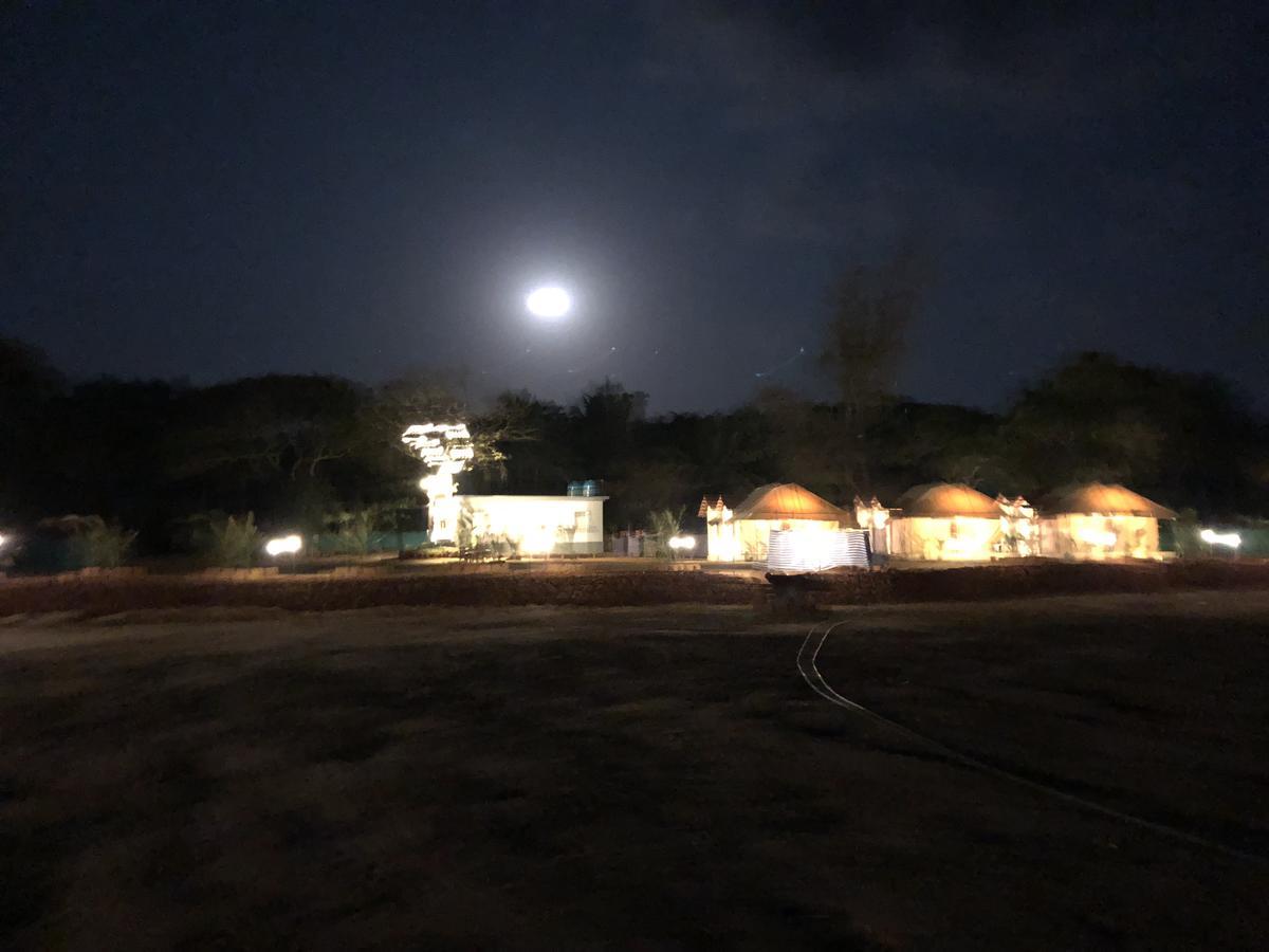 5 Mile Beach Resort Kumta Exterior photo